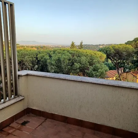 Nerone Ai Pini Apartment